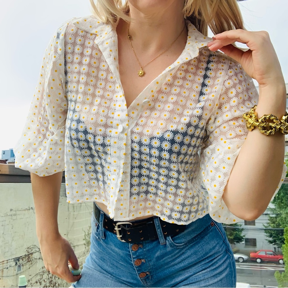 Zara Daisies Balloon Lantern 3/4 Sleeves Crop Top - Picture 14 of 16
